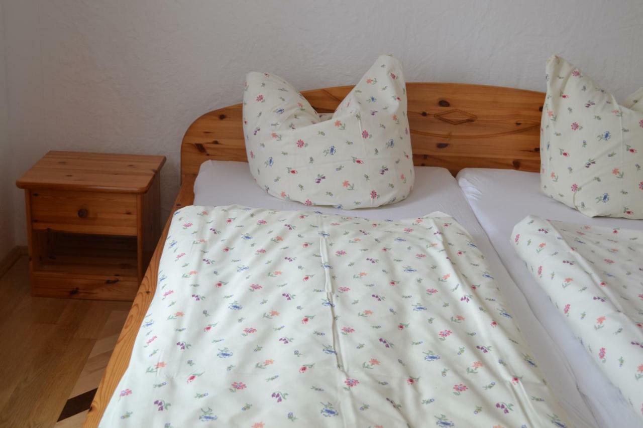 Pension - Hierzer Herborn  Esterno foto